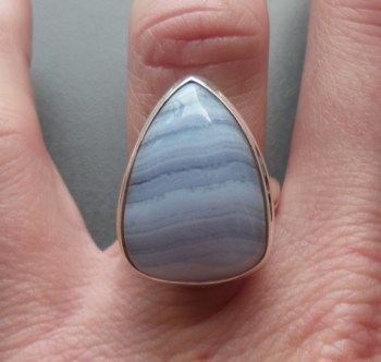 Zilveren ring gezet met blauw Lace Agaat 16.5 mm