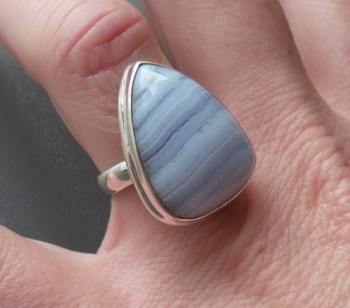 Zilveren ring gezet met blauw Lace Agaat 16.5 mm