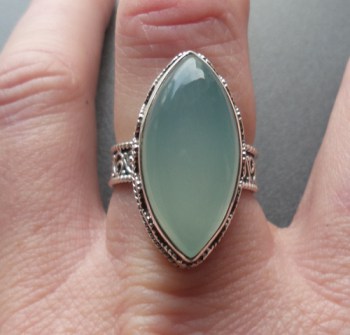 Zilveren ring marquise aqua Chalcedoon bewerkte setting 17.5 mm