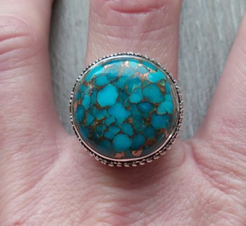 Zilveren ring ronde koper blauw Turkoois in bewerkte setting 19