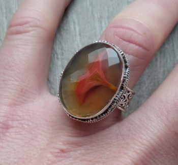 Zilveren ring met facet Botswana Agaat bewerkte setting 17 mm