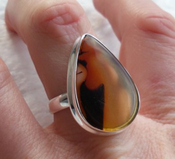 Zilveren ring met druppelvorm Montana Agaat ring maat 19 mm