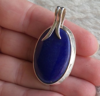 Zilveren hanger gezet met ovale cabochon Lapis Lazuli