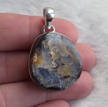 Zilveren edelsteen hanger met Boulder Opaal