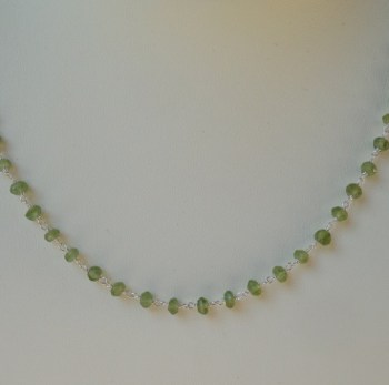 Zilveren ketting met facet geslepen Peridot rondelle