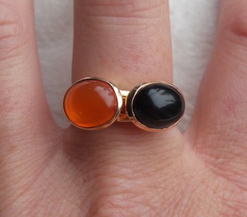 Vergulde ringen set gezet met Carneool en Onyx 18 mm