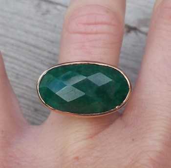 Vergulde ring met dwarsliggende ovale Emerald 17.3 mm