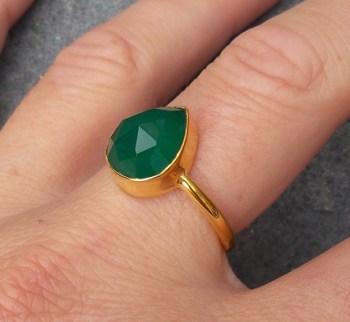 Vergulde ring met druppelvorm facet groene Onyx 18.5 mm