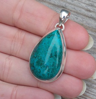 Zilveren edelsteenhanger gezet met druppelvorm Chrysocolla