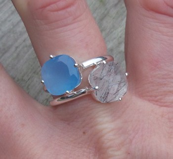 Zilveren ring gezet met vierkante blauwe Chalcedoon 18 mm