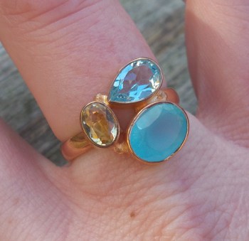 Vergulde ring met Chalcedoon, blauw Topaas en Citrien 18 mm