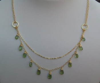 Vergulde ketting met Peridot briolettes