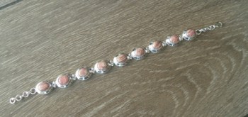 Zilveren armband gezet met Rhodochrosiet