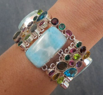 Zilveren armband gezet met Larimar en multi edelstenen