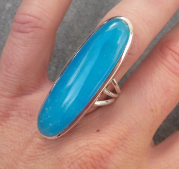 Zilveren ring gezet met smalle ovale Smithsoniet 18 mm