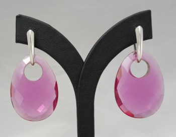 Zilveren oorbellen met ovale hanger van roze Toermalijn quartz