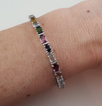 Zilveren armband / bangle gezet met facet geslepen Toermalijn