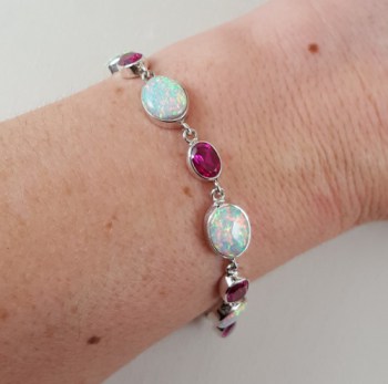 Zilveren armband gezet met fire Opalen en roze quartz