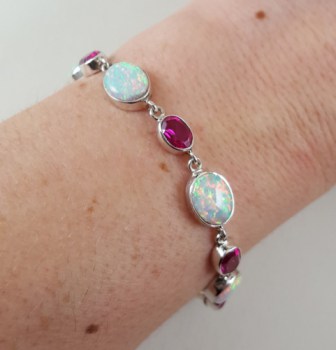 Zilveren armband gezet met fire Opalen en roze quartz