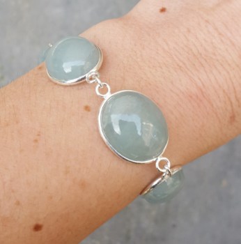 Zilveren armband gezet met cabochon geslepen Aquamarijn