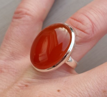 Zilveren ring met ovale Carneool ring maat 17 mm