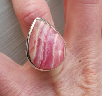 Zilveren ring gezet met druppelvormige Rhodochrosiet 16.5 mm