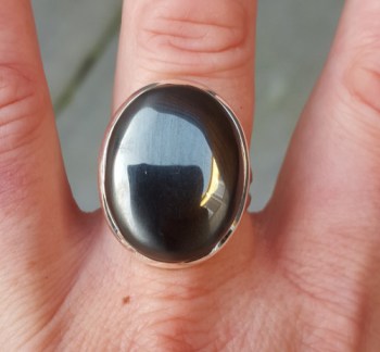 Zilveren ring gezet met brede ovale Hematiet 18 mm