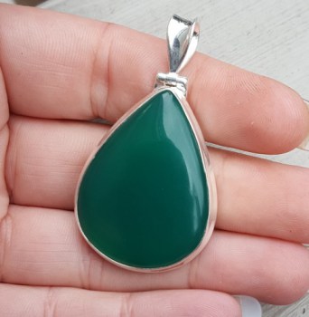 Zilveren edelsteen hanger gezet met druppelvorm groene Onyx