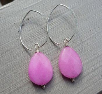 Oorbellen met facet licht roze Jade