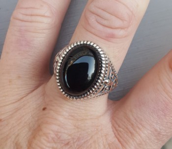 Zilveren ring met ovale zwarte Onyx (mannen ring) 20 mm