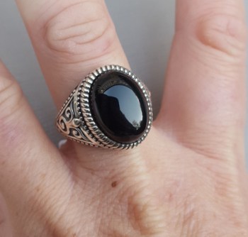 Zilveren ring met ovale zwarte Onyx (mannen ring) 20 mm
