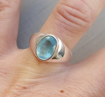 Zilveren ring met ovale facet Aquamarijn maat 17.3 mm