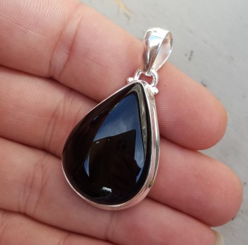 Zilveren hanger met druppelvorm cabochon zwarte Onyx