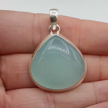 Zilveren hanger gezet met brede druppelvormige aqua Chalcedoon