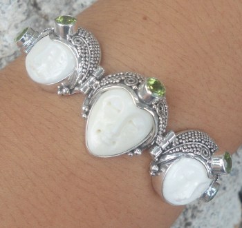 Zilveren armband met drie gezichten en Peridot