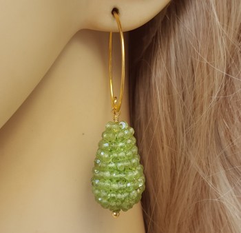 Goud vergulde oorbellen met druppel van Peridot