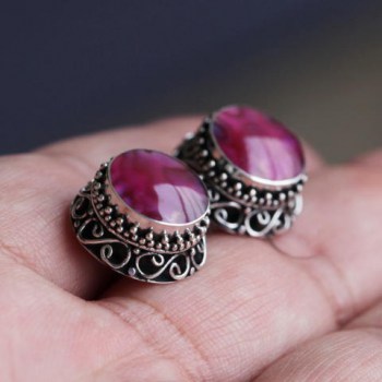 Zilveren oorstekers met roze Abalone schelp