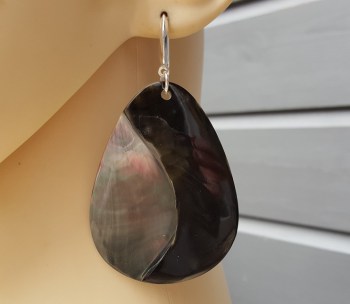 Oorbellen met grote Yin Yang van Blacklip schelp