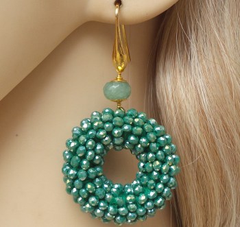 Vergulde oorbellen ring van metallic groene kristallen en Aventu
