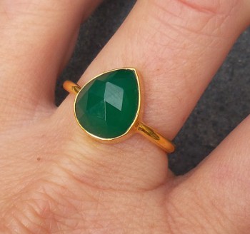 Vergulde ring met druppelvorm facet groene Onyx 18.5 mm