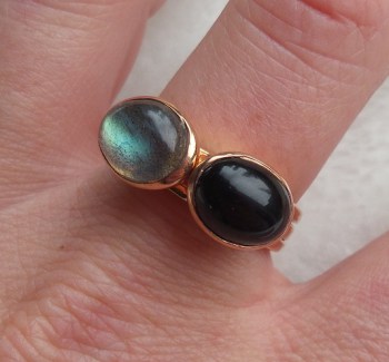 Vergulde ringen gezet met Labradoriet en Onyx 19 mm