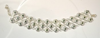 Zilveren armband gezet met ronde Emerald stenen