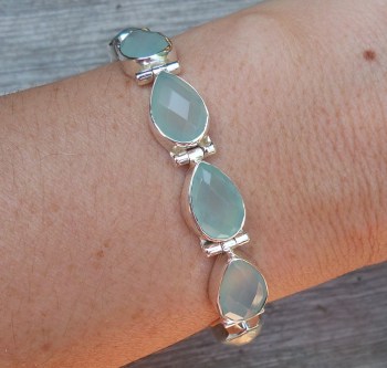 Zilveren armband druppelvormige facet aqua Chalcedoon schakels