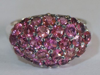 Zilveren edelsteen ring ovale kop gezet met roze Toermalijn