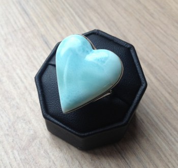 Zilveren edelsteen ring groot hart van Larimar 17.3 mm