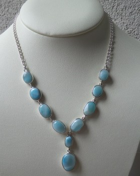 Zilveren edelsteen ketting gezet met cabochon geslepen Larimar