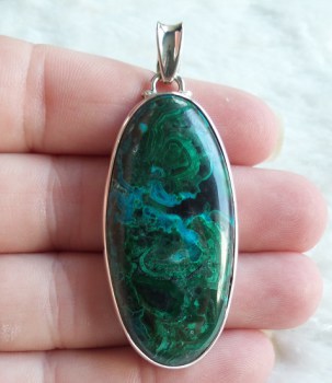 Zilveren hanger met grote ovale Malachiet in Chrysocolla