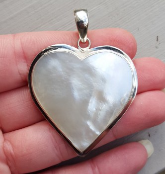 Zilveren hanger met hart van Parelmoer
