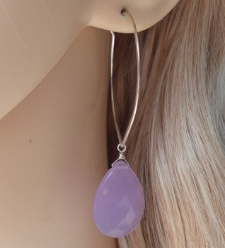 Zilveren oorbellen / creolen met facet paarse Chalcedoon briolet