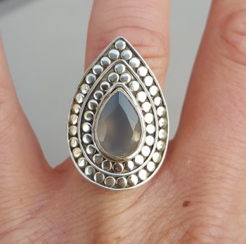 Zilveren ring druppelvormige grijze Chalcedony verstelbaar